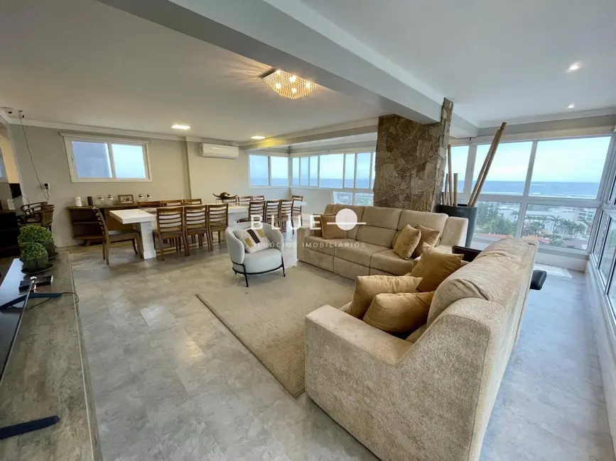 Foto 7 de Cobertura com 6 quartos à venda, 380m2 em Torres - RS