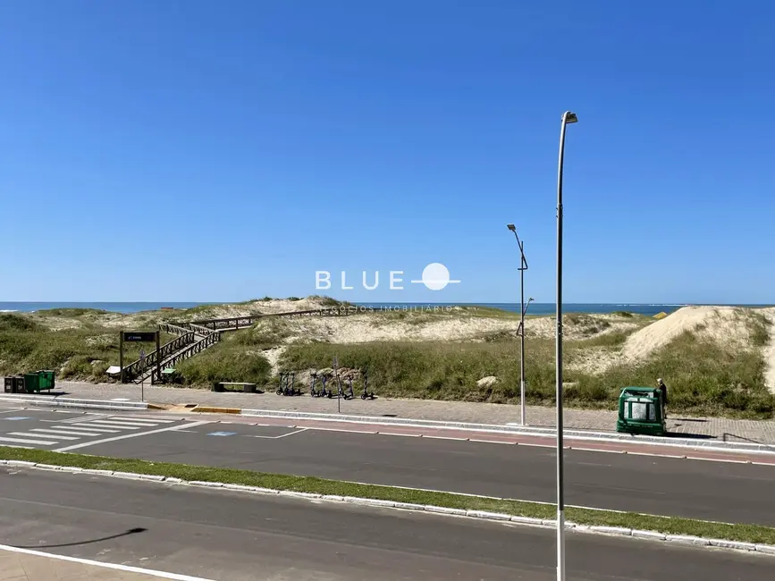 Foto 9 de Apartamento com 3 quartos à venda, 108m2 em Torres - RS