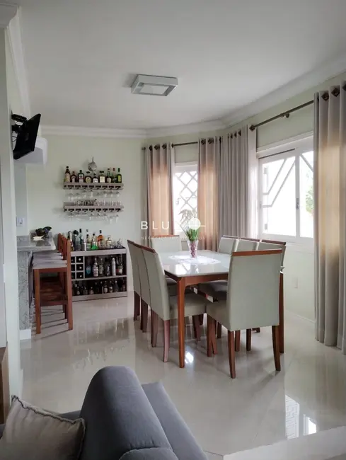 Foto 6 de Casa com 3 quartos à venda, 180m2 em Torres - RS