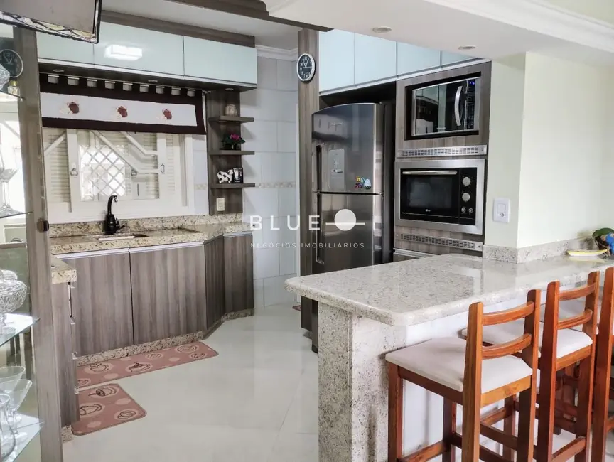 Foto 4 de Casa com 3 quartos à venda, 180m2 em Torres - RS