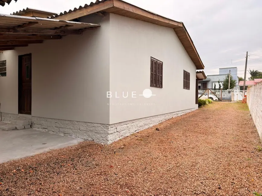 Casa com 2 quartos à venda, 110m2 em Torres - RS - imagem 3 Foto 3 de Casa com 2 quartos à venda, 110m2 em Torres - RS