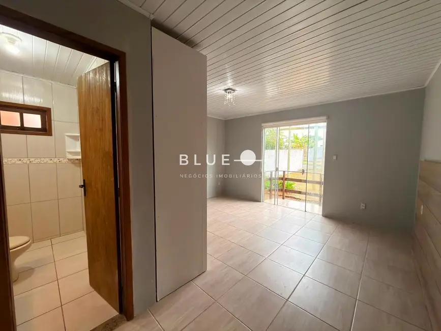 Casa com 2 quartos à venda, 110m2 em Torres - RS - imagem 7 Foto 7 de Casa com 2 quartos à venda, 110m2 em Torres - RS