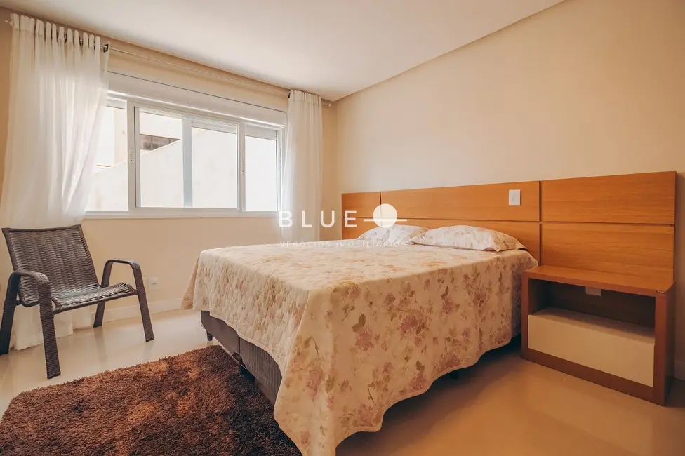 Foto 8 de Apartamento com 4 quartos à venda, 158m2 em Torres - RS