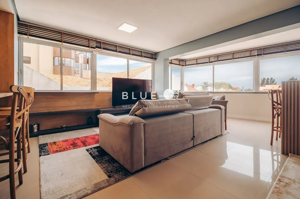Foto 4 de Apartamento com 4 quartos à venda, 158m2 em Torres - RS