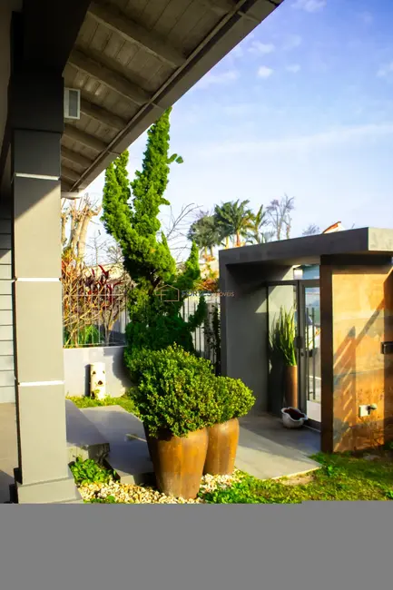 Sobrado com 3 quartos à venda, 81m2 em Centro, Osorio - RS - imagem 3 Foto 3 de Sobrado com 3 quartos à venda, 81m2 em Centro, Osorio - RS