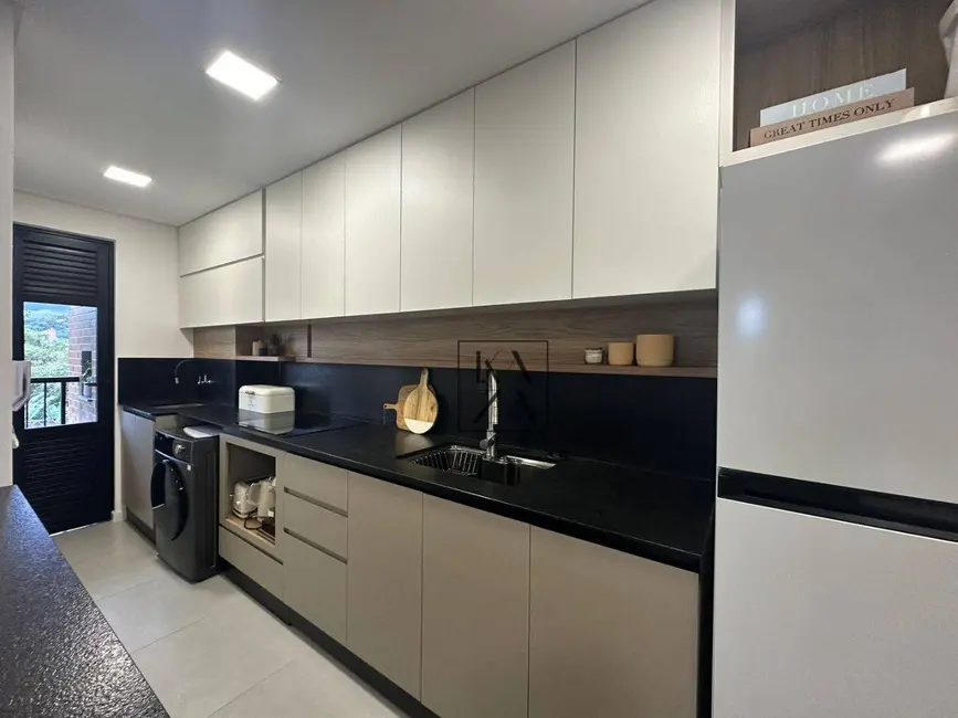 Foto 6 de Apartamento com 2 quartos à venda, 63m2 em Anita Garibaldi, Joinville - SC