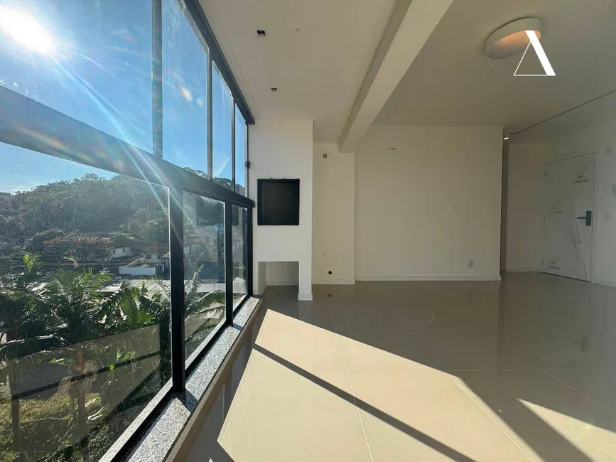 Foto 1 de Apartamento com 3 quartos à venda e para alugar, 73m2 em Glória, Joinville - SC