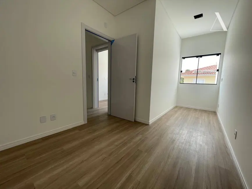 Foto 8 de Casa com 3 quartos à venda, 113m2 em Bom Retiro, Joinville - SC