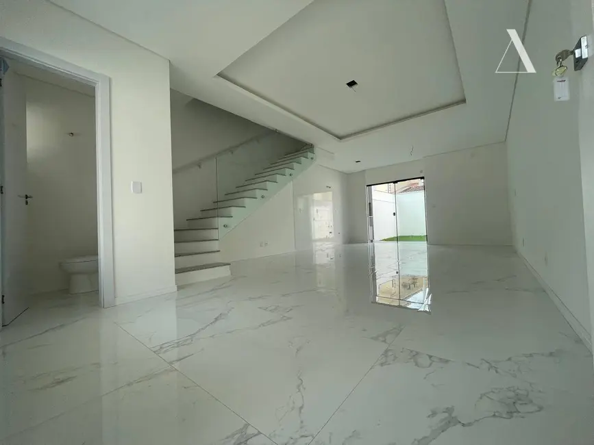 Foto 4 de Casa com 3 quartos à venda, 113m2 em Bom Retiro, Joinville - SC