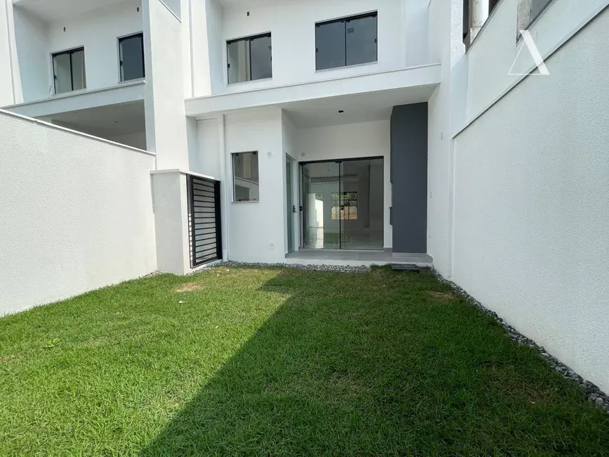 Foto 6 de Casa com 3 quartos à venda, 113m2 em Bom Retiro, Joinville - SC