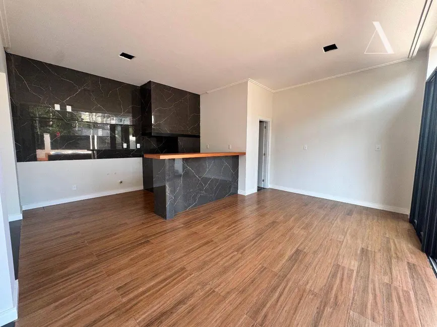 Foto 8 de Casa com 3 quartos à venda, 178m2 em Floresta, Joinville - SC