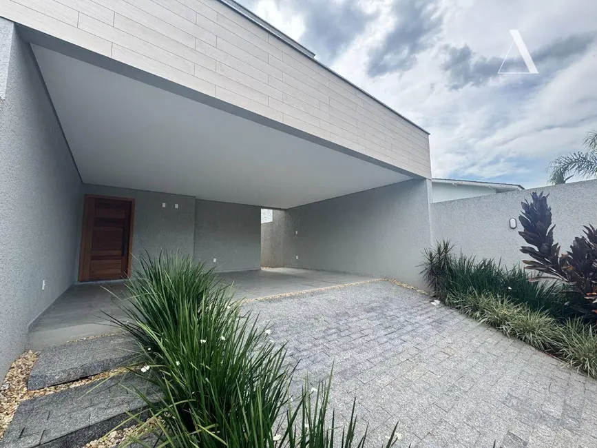 Foto 3 de Casa com 3 quartos à venda, 210m2 em Santo Antônio, Joinville - SC