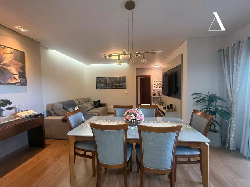 Foto 1 de Apartamento com 3 quartos à venda, 98m2 em Santo Antônio, Joinville - SC