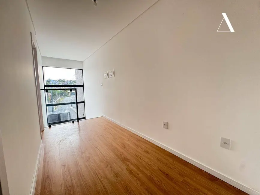 Foto 7 de Casa com 3 quartos à venda, 178m2 em Floresta, Joinville - SC