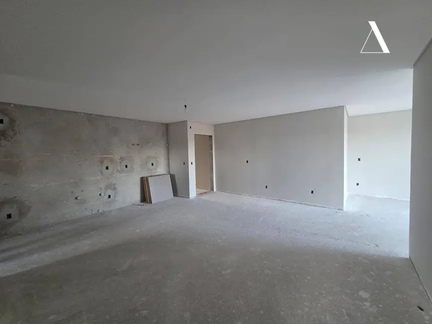 Foto 4 de Apartamento com 3 quartos à venda, 147m2 em Costa e Silva, Joinville - SC
