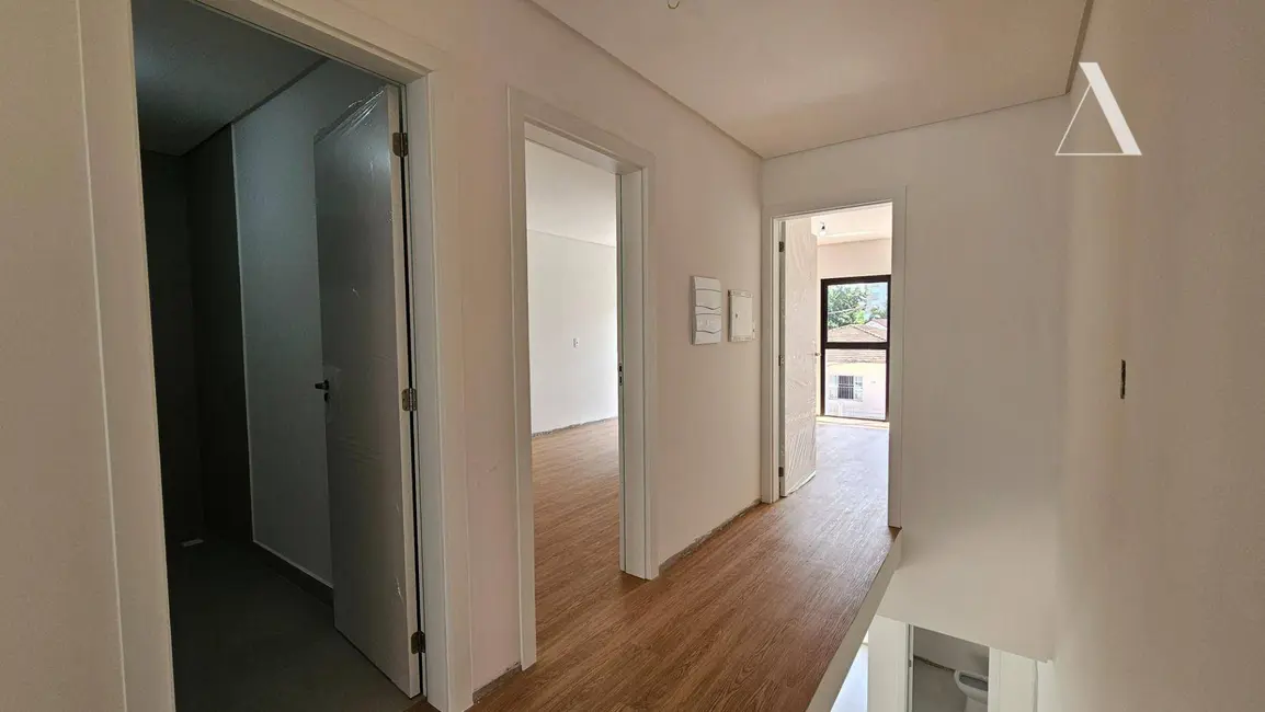 Foto 9 de Casa com 3 quartos à venda, 608m2 em Anita Garibaldi, Joinville - SC