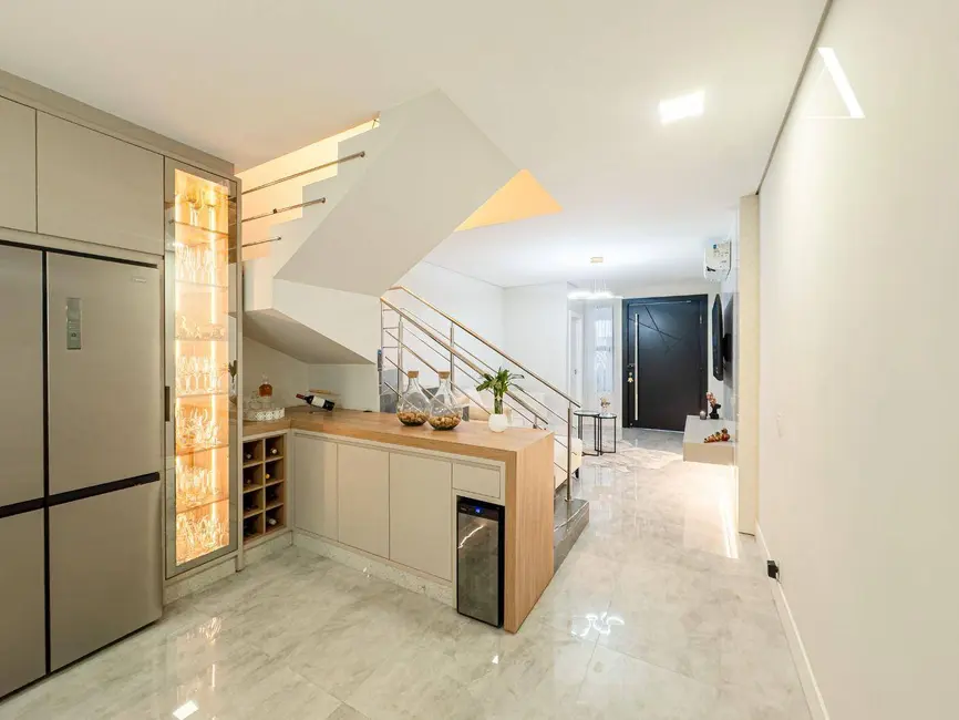 Casa de Condomínio com 3 quartos à venda, 137m2 em Bom Retiro, Joinville - SC - imagem 6 Foto 6 de Casa de Condomínio com 3 quartos à venda, 137m2 em Bom Retiro, Joinville - SC