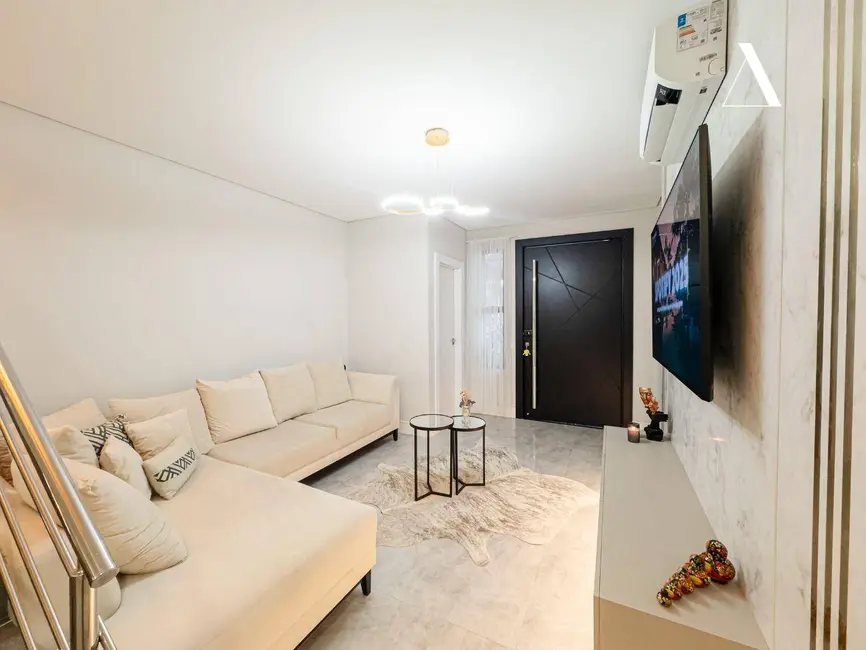 Casa de Condomínio com 3 quartos à venda, 137m2 em Bom Retiro, Joinville - SC - imagem 5 Foto 5 de Casa de Condomínio com 3 quartos à venda, 137m2 em Bom Retiro, Joinville - SC