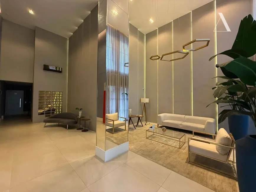 Foto 2 de Cobertura com 4 quartos à venda, 374m2 em Santo Antônio, Joinville - SC
