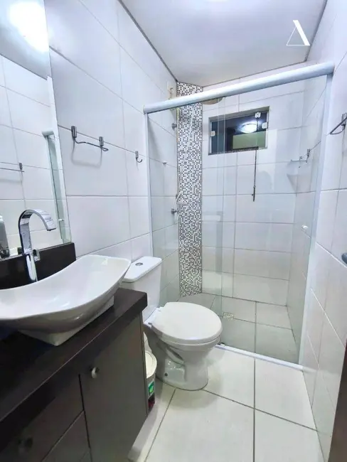 Foto 8 de Apartamento com 2 quartos à venda, 70m2 em Costa e Silva, Joinville - SC