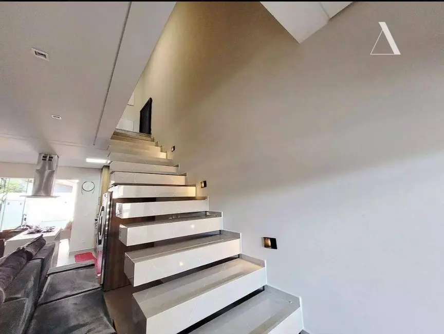 Foto 7 de Casa com 3 quartos à venda, 162m2 em Santo Antônio, Joinville - SC