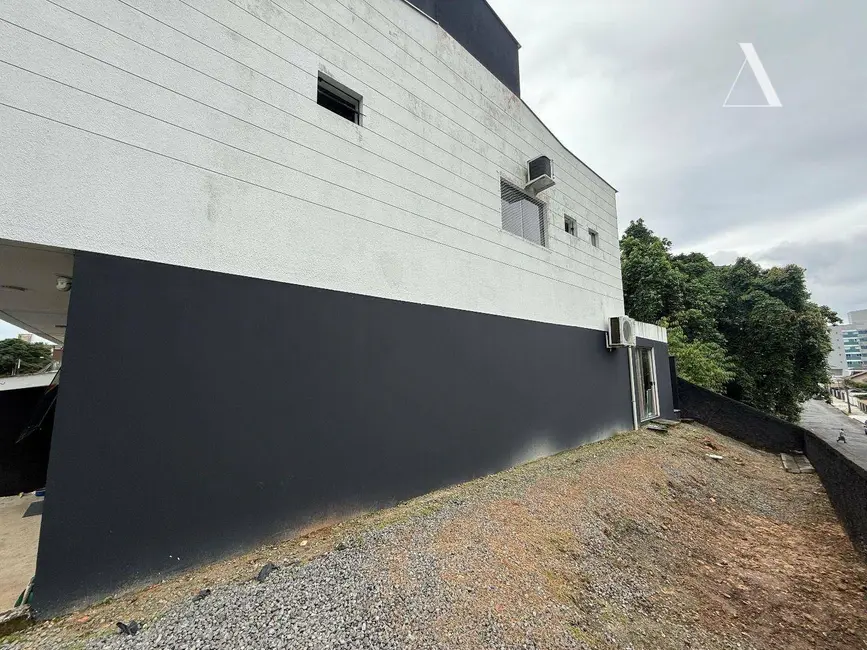 Foto 3 de Casa com 3 quartos à venda, 105m2 em Costa e Silva, Joinville - SC