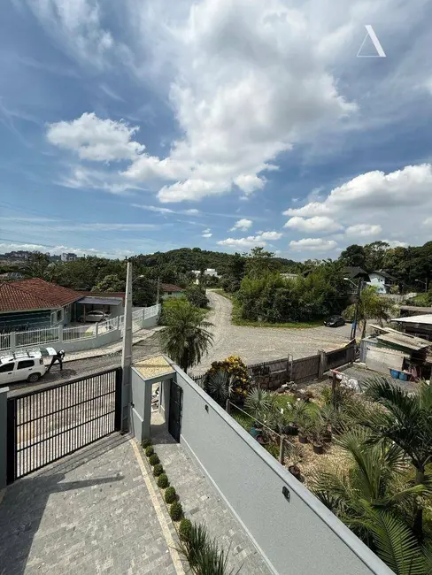 Foto 3 de Casa com 3 quartos à venda, 154m2 em São Marcos, Joinville - SC