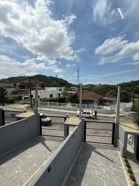 Foto 4 de Casa com 3 quartos à venda, 154m2 em São Marcos, Joinville - SC