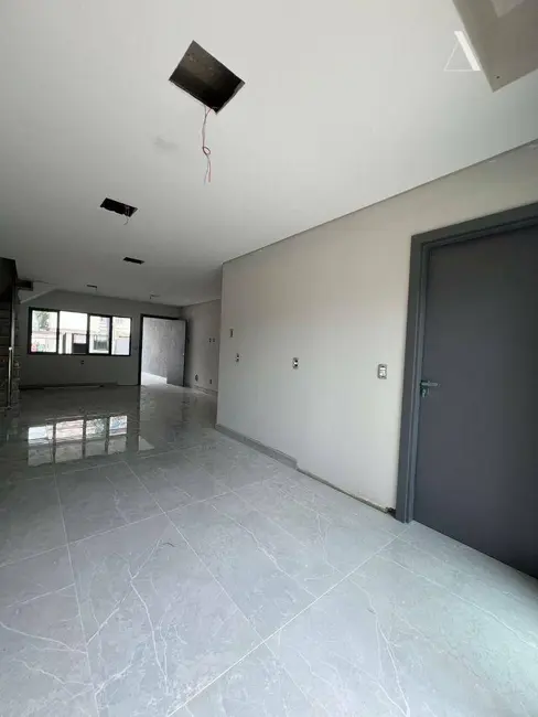 Casa com 3 quartos à venda, 169m2 em América, Joinville - SC - imagem 7 Foto 7 de Casa com 3 quartos à venda, 169m2 em América, Joinville - SC
