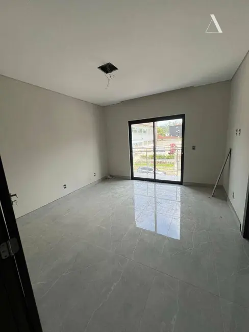 Casa com 3 quartos à venda, 169m2 em América, Joinville - SC - imagem 8 Foto 8 de Casa com 3 quartos à venda, 169m2 em América, Joinville - SC