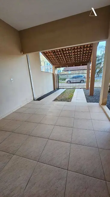 Casa com 3 quartos à venda, 150m2 em Nova Brasília, Joinville - SC - imagem 4 Foto 4 de Casa com 3 quartos à venda, 150m2 em Nova Brasília, Joinville - SC