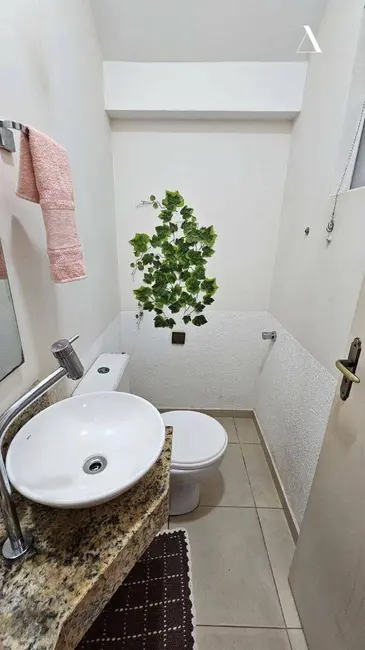 Casa com 3 quartos à venda, 150m2 em Nova Brasília, Joinville - SC - imagem 9 Foto 9 de Casa com 3 quartos à venda, 150m2 em Nova Brasília, Joinville - SC