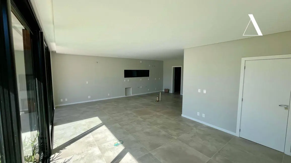 Foto 7 de Casa de Condomínio com 3 quartos à venda, 251m2 em Vila Nova, Joinville - SC