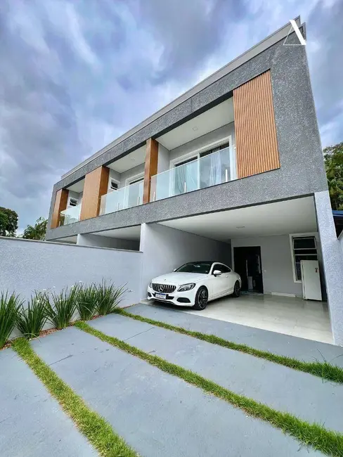 Foto 1 de Casa de Condomínio com 3 quartos à venda, 208m2 em Floresta, Joinville - SC