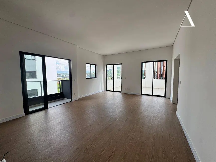 Foto 8 de Cobertura com 3 quartos à venda, 136m2 em Anita Garibaldi, Joinville - SC