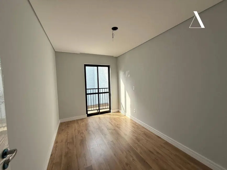 Casa com 3 quartos à venda, 128m2 em Saguaçu, Joinville - SC - imagem 7 Foto 7 de Casa com 3 quartos à venda, 128m2 em Saguaçu, Joinville - SC