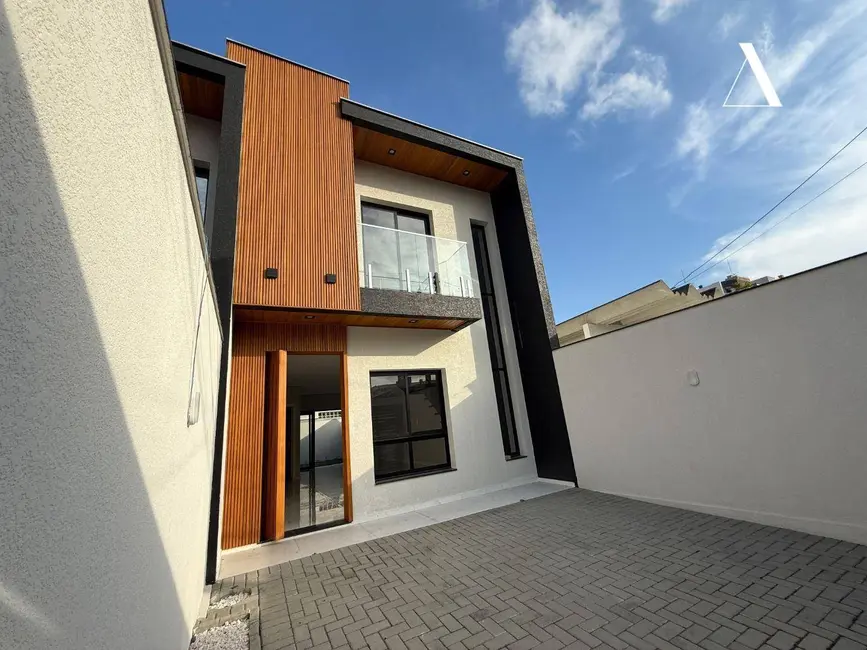 Foto 1 de Casa com 3 quartos à venda, 103m2 em Anita Garibaldi, Joinville - SC