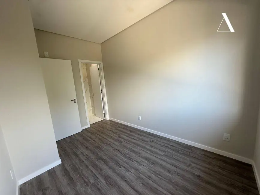 Foto 9 de Casa com 3 quartos à venda, 103m2 em Anita Garibaldi, Joinville - SC