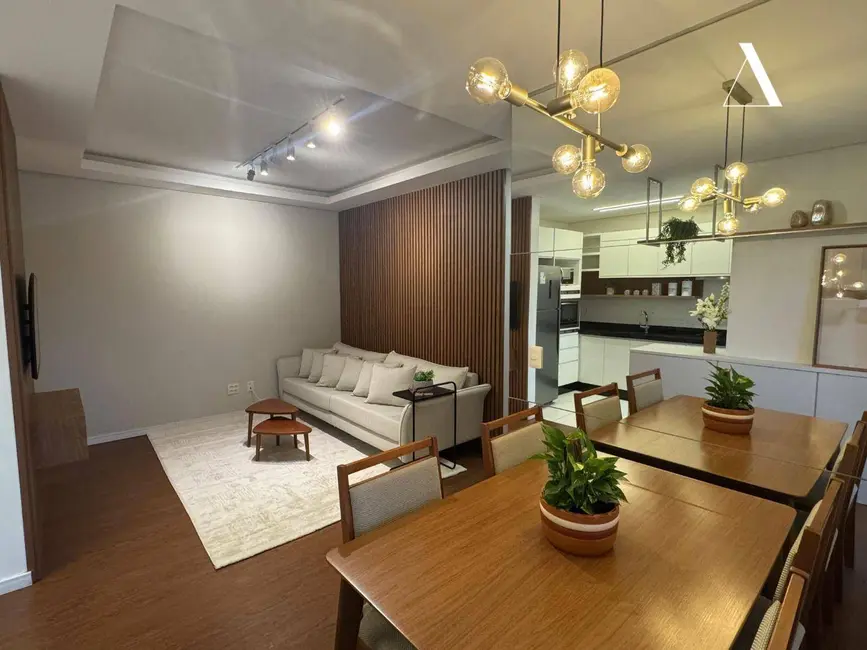 Foto 3 de Apartamento com 3 quartos à venda, 70m2 em Saguaçu, Joinville - SC