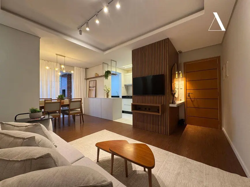 Foto 2 de Apartamento com 3 quartos à venda, 70m2 em Saguaçu, Joinville - SC