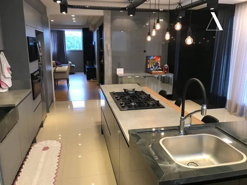 Foto 2 de Cobertura com 3 quartos à venda, 168m2 em Floresta, Joinville - SC