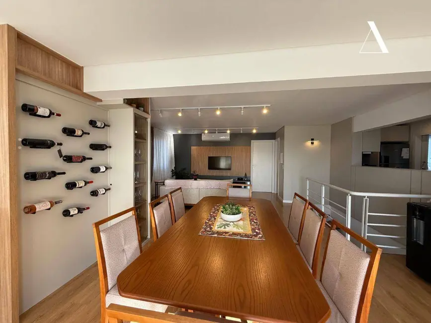 Foto 4 de Cobertura com 3 quartos à venda, 201m2 em Bom Retiro, Joinville - SC