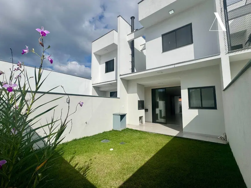 Foto 5 de Casa com 3 quartos à venda, 137m2 em Saguaçu, Joinville - SC