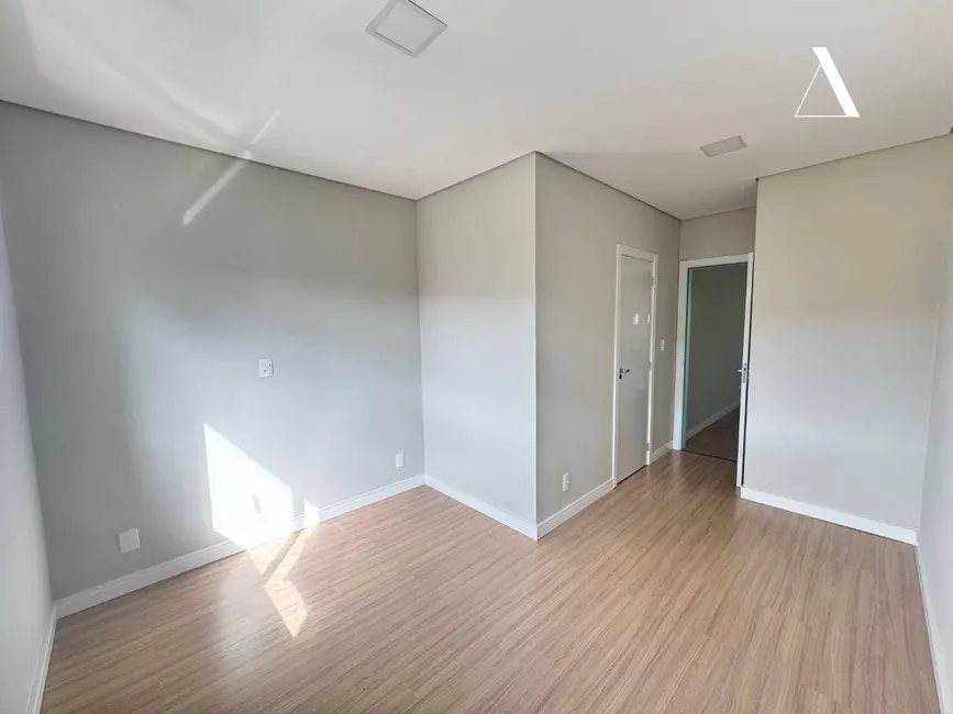 Foto 9 de Casa com 3 quartos à venda, 137m2 em Saguaçu, Joinville - SC