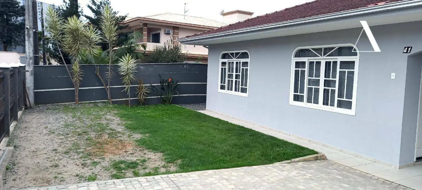 Foto 3 de Casa com 4 quartos à venda, 554m2 em Iririú, Joinville - SC