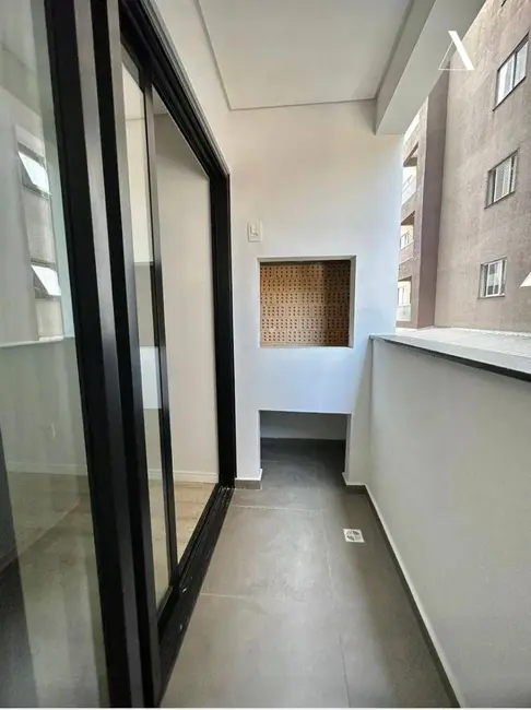 Foto 3 de Apartamento com 2 quartos à venda, 49m2 em Costa e Silva, Joinville - SC