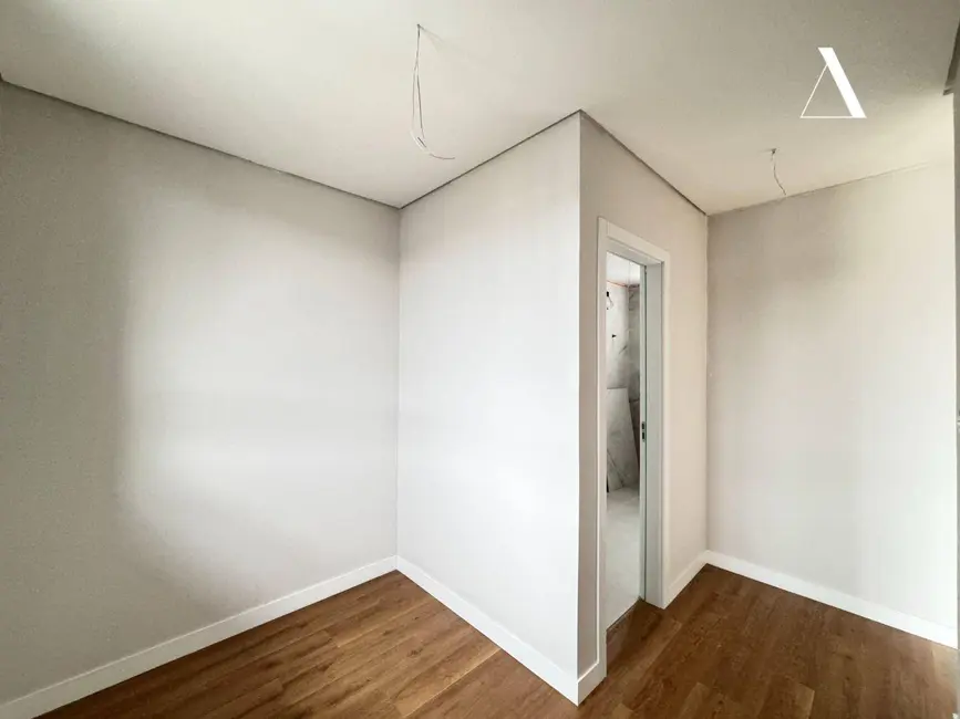 Casa com 3 quartos à venda, 163m2 em Saguaçu, Joinville - SC - imagem 9 Foto 9 de Casa com 3 quartos à venda, 163m2 em Saguaçu, Joinville - SC