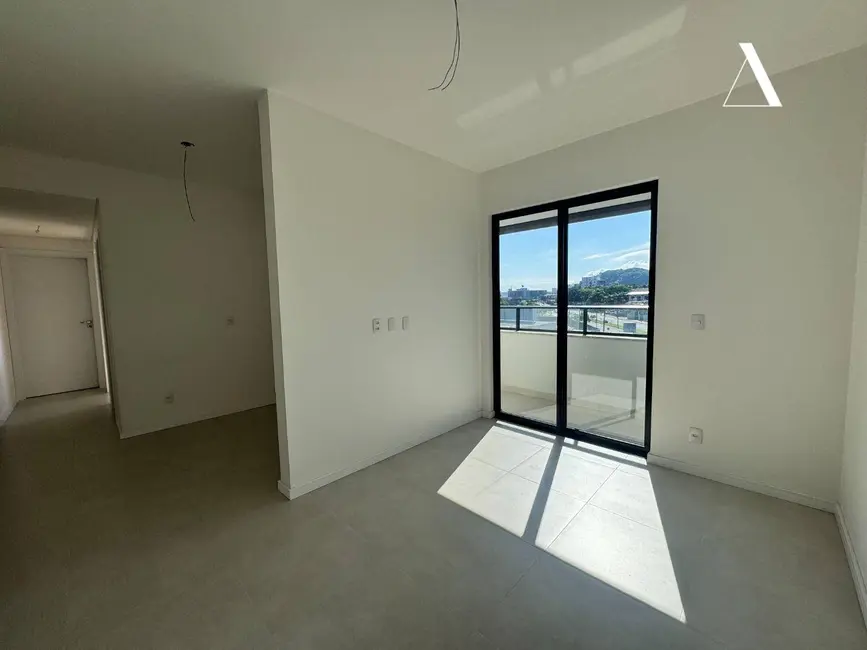 Foto 6 de Apartamento com 2 quartos à venda, 65m2 em Costa e Silva, Joinville - SC
