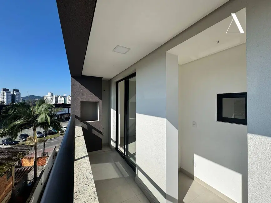 Foto 1 de Apartamento com 2 quartos à venda, 65m2 em Costa e Silva, Joinville - SC