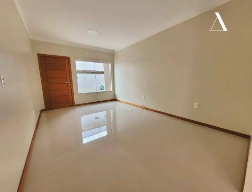 Foto 2 de Casa com 3 quartos à venda, 153m2 em Bom Retiro, Joinville - SC